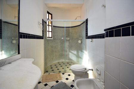 Casa para alugar com 680m², 6 quartos e 6 vagas Casa para alugar com 680m², 6 quartos e 6 vagasbanheiro Suite 1