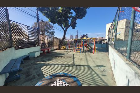 Apartamento para alugar com 55m², 2 quartos e 1 vagaÁrea comum - Playground