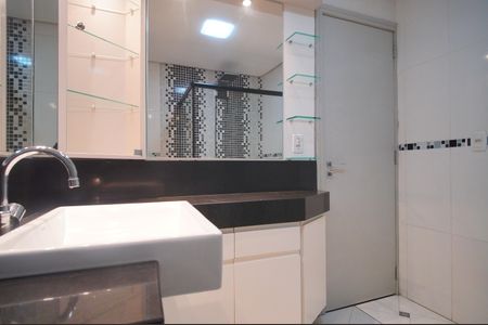Apartamento à venda com 140m², 3 quartos e sem vagaBanheiro da Suíte