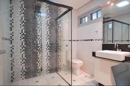 Apartamento à venda com 140m², 3 quartos e sem vagaBanheiro da Suíte