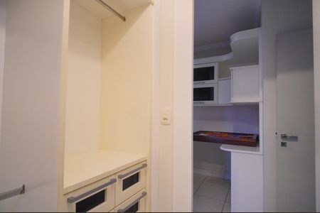 Apartamento à venda com 140m², 3 quartos e sem vagacloset do quarto 1 