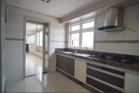 Apartamento à venda com 140m², 3 quartos e sem vagaCozinha