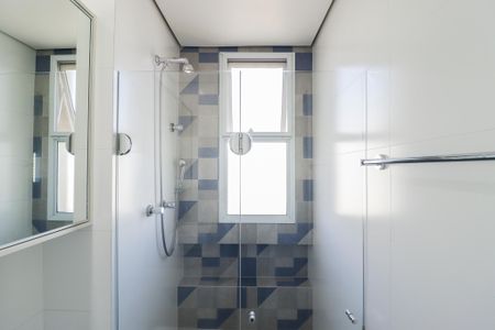 Apartamento à venda com 58m², 2 quartos e 1 vaga Apartamento à venda com 58m², 2 quartos e 1 vagaBanheiro da Suíte