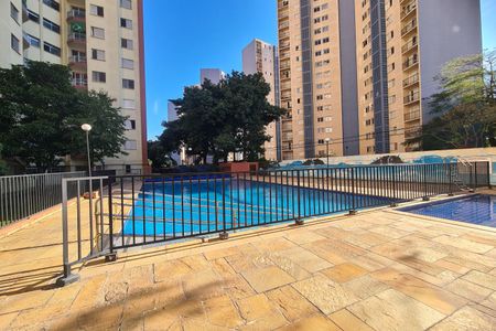 Apartamento à venda com 52m², 2 quartos e 1 vaga Apartamento à venda com 52m², 2 quartos e 1 vagaÁrea comum - Piscina