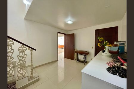 Casa para alugar com 400m², 4 quartos e 5 vagas