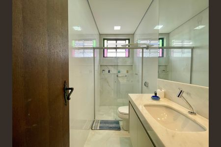 Casa para alugar com 400m², 4 quartos e 5 vagas