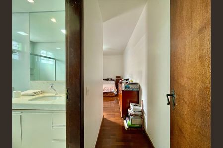Casa para alugar com 400m², 4 quartos e 5 vagas