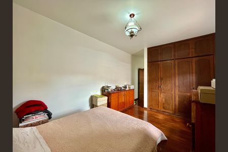 Casa para alugar com 400m², 4 quartos e 5 vagas