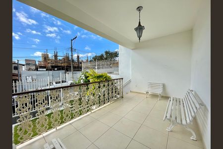 Casa para alugar com 400m², 4 quartos e 5 vagas