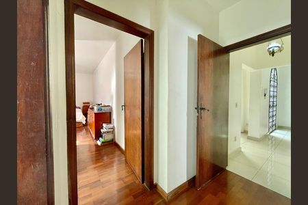 Casa para alugar com 400m², 4 quartos e 5 vagas