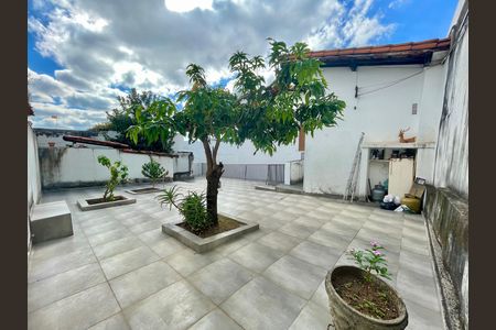 Casa para alugar com 400m², 4 quartos e 5 vagas