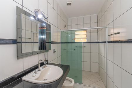 Casa para alugar com 119m², 2 quartos e 1 vagaBanheiro 