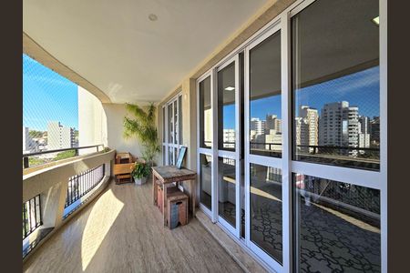Varanda de apartamento para alugar com 4 quartos, 168m² em Moema, São Paulo