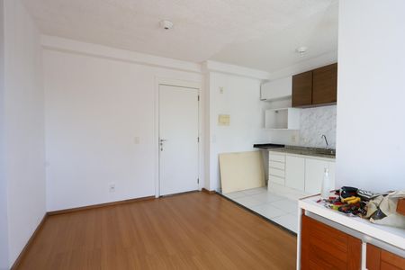 Sala  de apartamento para alugar com 2 quartos, 40m² em Parque Reboucas, São Paulo