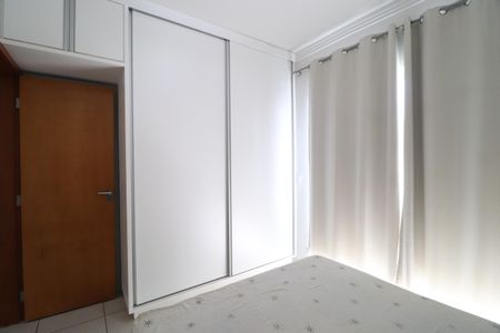 Apartamento para alugar com 75m², 3 quartos e 2 vagasQuarto 3 - Suíte