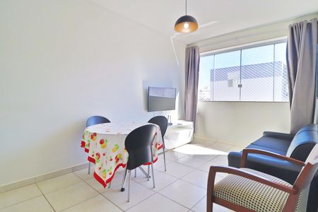 Sala de apartamento para alugar com 3 quartos, 75m² em Alto Umuarama, Uberlândia