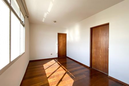 Sala de apartamento para alugar com 3 quartos, 160m² em Funcionários, Belo Horizonte