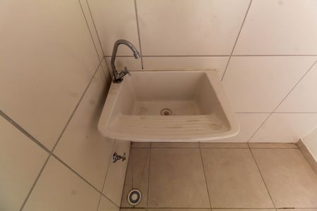 Apartamento para alugar com 35m², 2 quartos e sem vaga Apartamento para alugar com 35m², 2 quartos e sem vagaÁrea de Serviço