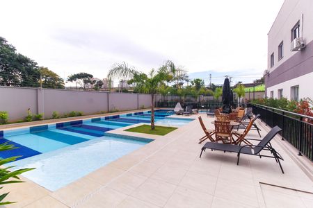 Apartamento para alugar com 35m², 2 quartos e sem vaga Apartamento para alugar com 35m², 2 quartos e sem vagaÁrea comum - Piscina