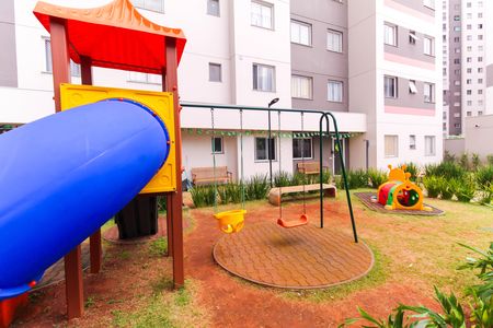 Apartamento para alugar com 35m², 2 quartos e sem vaga Apartamento para alugar com 35m², 2 quartos e sem vagaÁrea comum - Playground