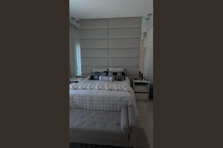 Foto 11 de casa à venda com 3 quartos, 200m² em Jardim Deghi, Barueri