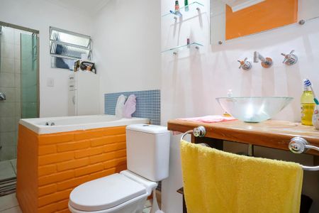 Apartamento à venda com 81m², 2 quartos e 1 vagaBanheiro da suíte