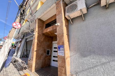 Apartamento à venda com 81m², 2 quartos e 1 vagaFachada + plaquinha