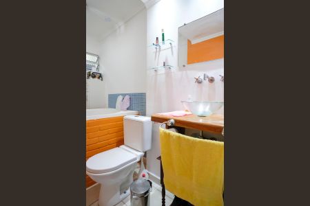 Apartamento à venda com 81m², 2 quartos e 1 vagaBanheiro da suíte