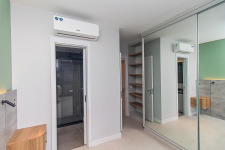 Quarto de apartamento para alugar com 1 quarto, 59m² em Três Figueiras, Porto Alegre