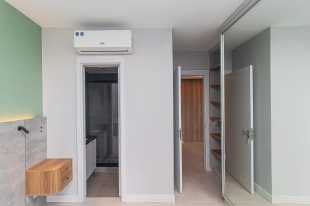 Quarto de apartamento para alugar com 1 quarto, 59m² em Três Figueiras, Porto Alegre