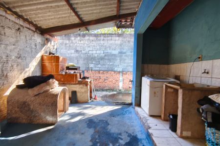Casa à venda com 118m², 2 quartos e 15 vagas Casa à venda com 118m², 2 quartos e 15 vagasÁrea de serviço