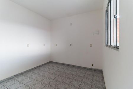 Sala de casa para alugar com 2 quartos, 70m² em Vila Aurea, Poá