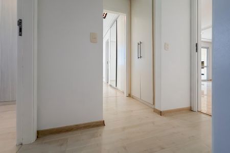 Corredor de apartamento para alugar com 3 quartos, 125m² em Ipiranga, São Paulo