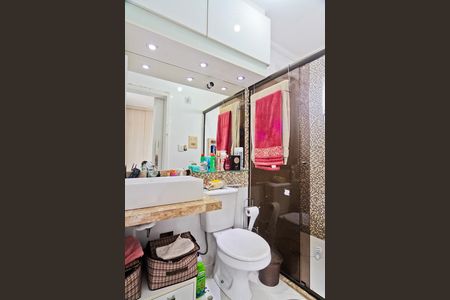 Casa à venda com 135m², 3 quartos e 4 vagas Casa à venda com 135m², 3 quartos e 4 vagasBanheiro da Suíte 3