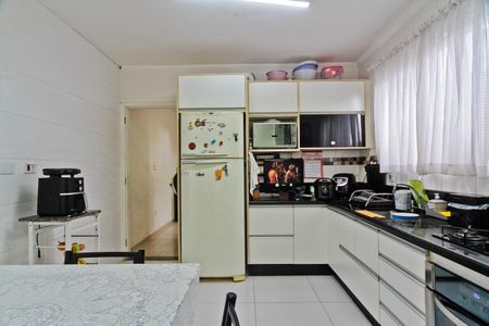 Casa à venda com 135m², 3 quartos e 4 vagas Casa à venda com 135m², 3 quartos e 4 vagasCozinha