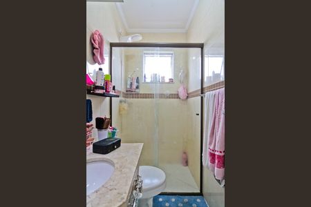 Casa à venda com 135m², 3 quartos e 4 vagas Casa à venda com 135m², 3 quartos e 4 vagasBanheiro da Suíte 1