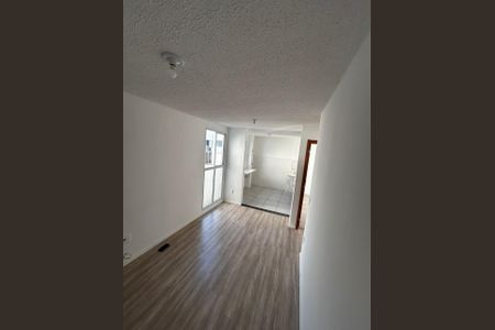 Sala de apartamento para alugar com 2 quartos, 50m² em Chácara Estância Paulista, Suzano