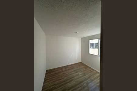 Quarto de apartamento para alugar com 2 quartos, 50m² em Chácara Estância Paulista, Suzano