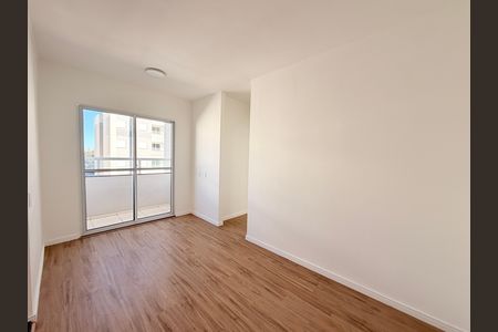 Sala de apartamento para alugar com 3 quartos, 55m² em Vila Rio Branco, Jundiaí