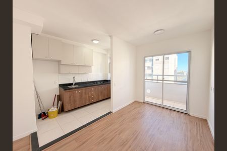 Sala de apartamento para alugar com 3 quartos, 55m² em Vila Rio Branco, Jundiaí