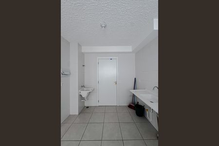 Apartamento para alugar com 34m², 2 quartos e sem vaga Apartamento para alugar com 34m², 2 quartos e sem vagaCozinha e Área de Serviço