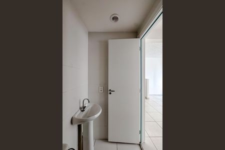 Apartamento para alugar com 34m², 2 quartos e sem vaga Apartamento para alugar com 34m², 2 quartos e sem vagaBanheiro