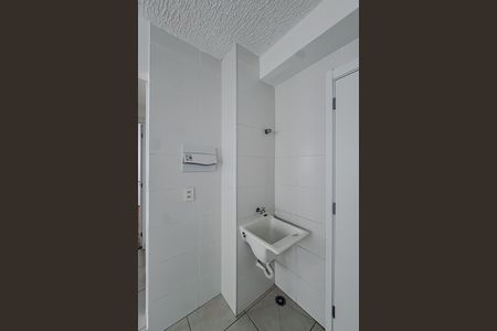 Apartamento para alugar com 34m², 2 quartos e sem vaga Apartamento para alugar com 34m², 2 quartos e sem vagaCozinha e Área de Serviço