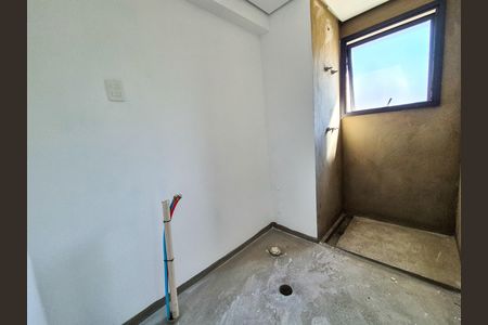 Apartamento à venda com 345m², 4 quartos e 3 vagas Apartamento à venda com 345m², 4 quartos e 3 vagasBanheiro Quarto 2