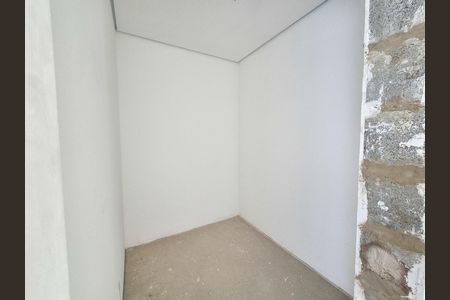 Apartamento à venda com 189m², 4 quartos e 3 vagas Apartamento à venda com 189m², 4 quartos e 3 vagasCozinha - Despensa