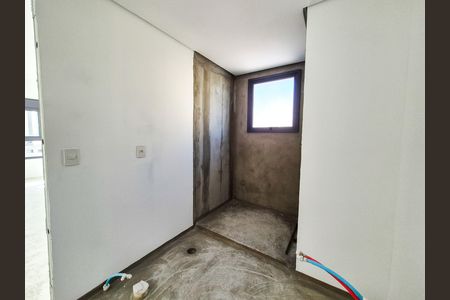 Apartamento à venda com 189m², 4 quartos e 3 vagas Apartamento à venda com 189m², 4 quartos e 3 vagasBanheiro do Quarto 2