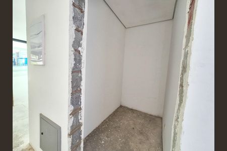 Apartamento à venda com 189m², 4 quartos e 3 vagas Apartamento à venda com 189m², 4 quartos e 3 vagasDespensa