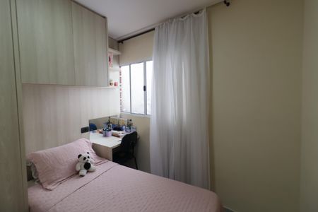 Casa à venda com 100m², 2 quartos e 2 vagasQuarto 2