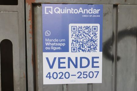 Casa à venda com 100m², 2 quartos e 2 vagasPlaca