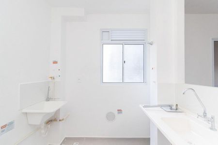 Cozinha de apartamento para alugar com 2 quartos, 43m² em Vila Nova, Porto Alegre